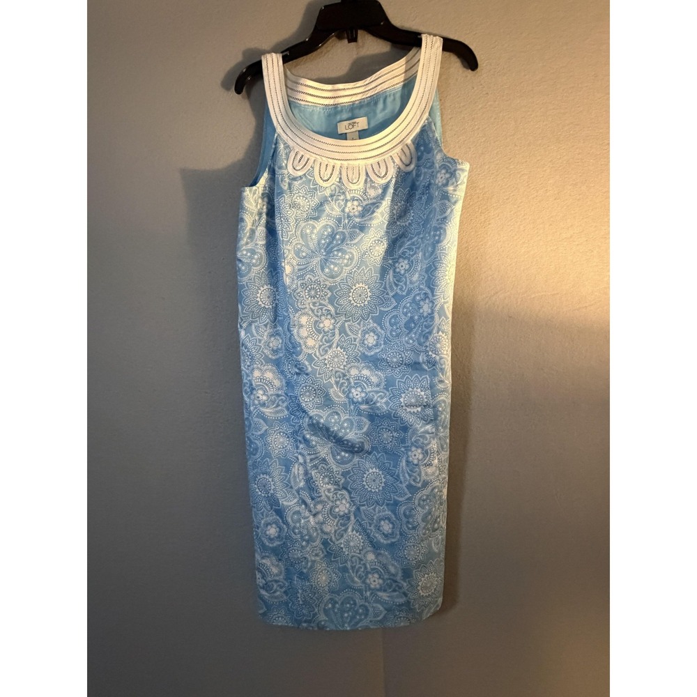 Ann Taylor LOFT Dress Womens 8 Blue Paisley Crochet Scoop Neck Shift Knee Length